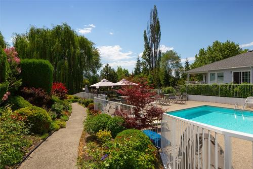 60-1101 Cameron Avenue, Kelowna, BC - Outdoor