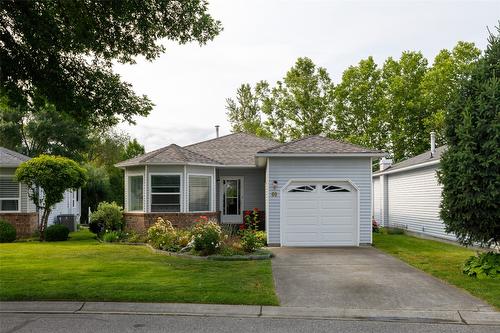 60-1101 Cameron Avenue, Kelowna, BC - Outdoor