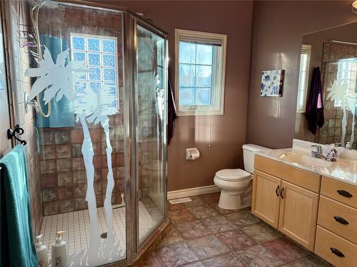704-5201 Fairway Drive, Fairmont Hot Springs, BC - Indoor Photo Showing Bathroom