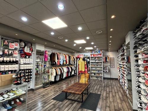 543 Bernard Avenue, Kelowna, BC 