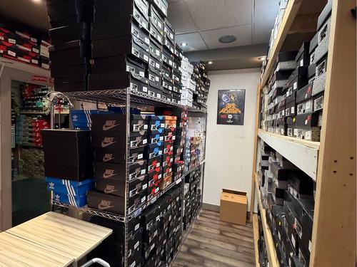 543 Bernard Avenue, Kelowna, BC 