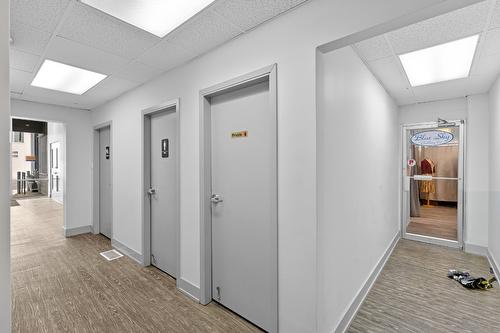 543 Bernard Avenue, Kelowna, BC 