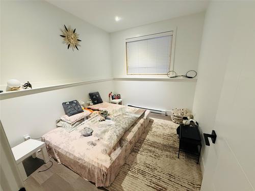 501-7291 Prospector Avenue, Radium Hot Springs, BC - Indoor