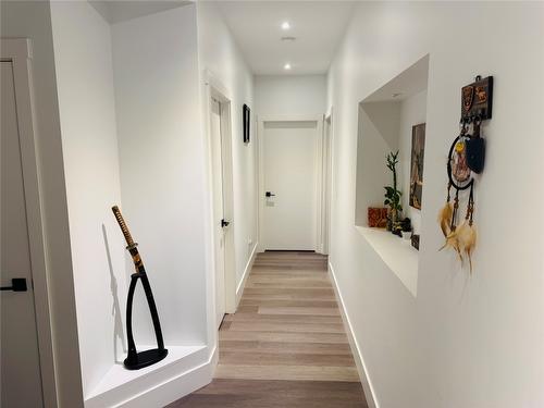 501-7291 Prospector Avenue, Radium Hot Springs, BC - Indoor Photo Showing Other Room