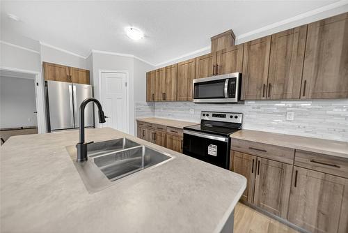 8948 Rundle Place, Canal Flats, BC 