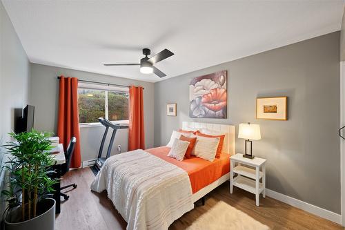 109-8700 Jubilee Road, Summerland, BC - Indoor Photo Showing Bedroom