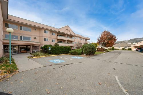 109-8700 Jubilee Road, Summerland, BC - Outdoor With Facade