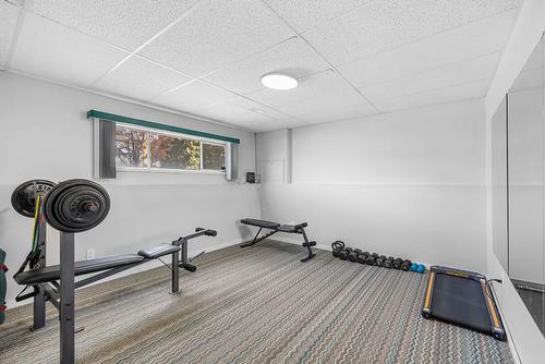 480 Eastbourne Road, Kelowna, BC - Indoor Photo Showing Gym Room