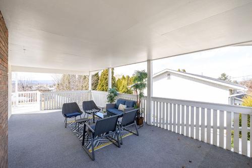 480 Eastbourne Road, Kelowna, BC - Outdoor With Deck Patio Veranda With Exterior