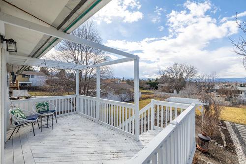 480 Eastbourne Road, Kelowna, BC - Outdoor With Deck Patio Veranda