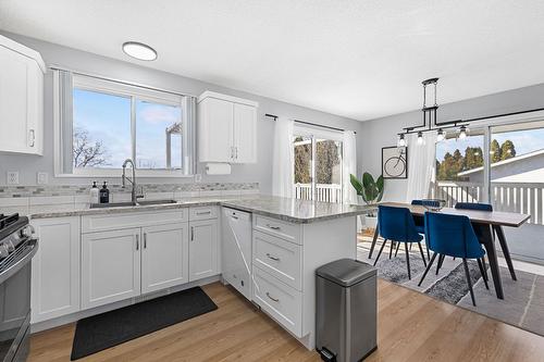 480 Eastbourne Road, Kelowna, BC - Indoor Photo Showing Other Room