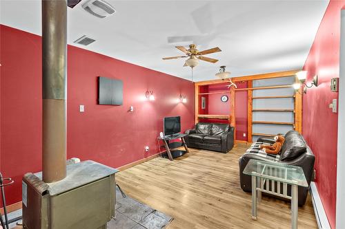 327 Evergreen Way, Vernon, BC - Indoor