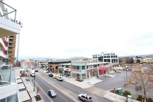 411-3340 Lakeshore Road, Kelowna, BC - Outdoor With View