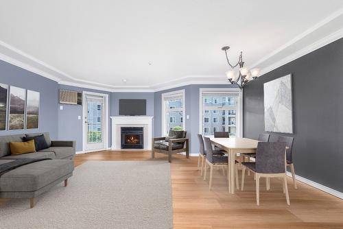 213-3300 Centennial Drive, Vernon, BC - Indoor Photo Showing Living Room With Fireplace