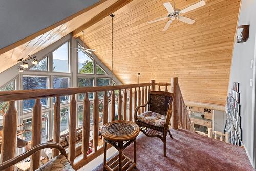 11190 3A Highway, Sanca, BC - Indoor Photo Showing Other Room