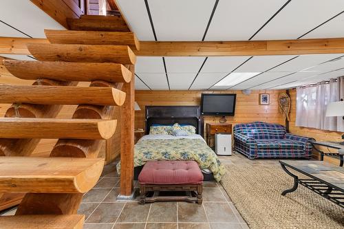 11190 3A Highway, Sanca, BC - Indoor