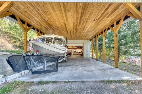 11190 3A Highway, Sanca, BC - Outdoor With Exterior