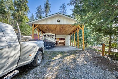 11190 3A Highway, Sanca, BC - Outdoor