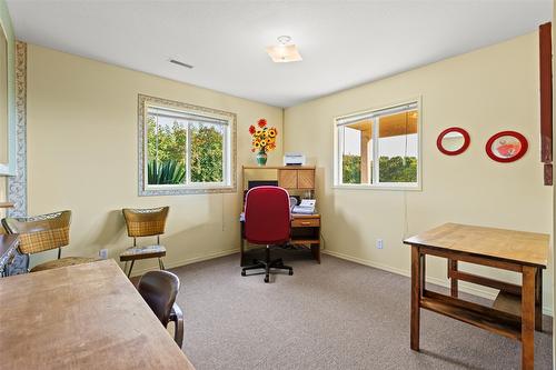 1701 Erickson Road, Creston, BC - Indoor