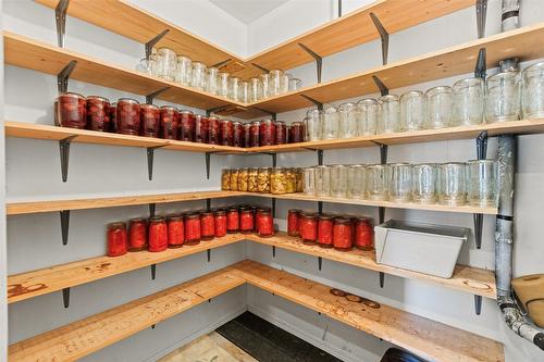 1701 Erickson Road, Creston, BC - Indoor With Storage