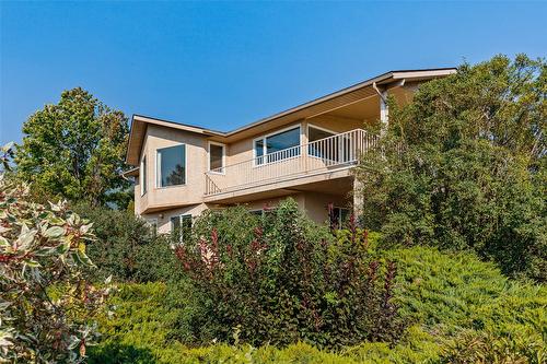 1701 Erickson Road, Creston, BC - Outdoor