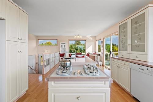 1701 Erickson Road, Creston, BC - Indoor