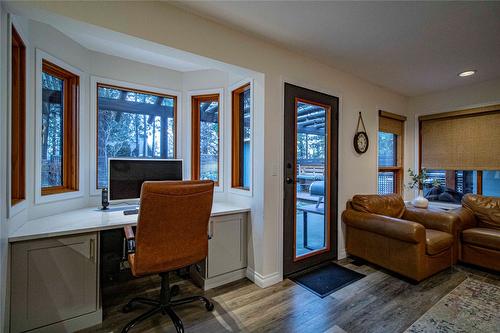 2611 Evergreen Drive, Penticton, BC - Indoor Photo Showing Office