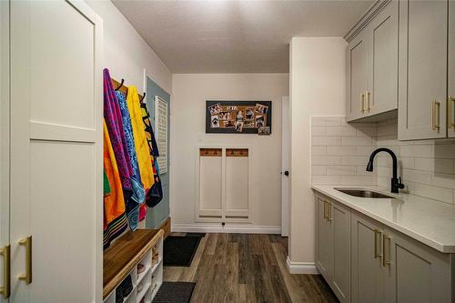 2611 Evergreen Drive, Penticton, BC - Indoor