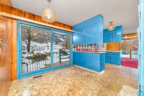 6920 Buchanan Road, Coldstream, BC - Indoor Photo Showing Other Room