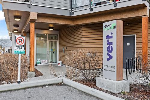 406-3638 Mission Springs Drive, Kelowna, BC - Outdoor