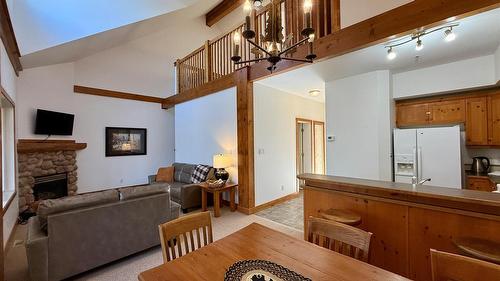 210-300 Stemwinder Drive, Kimberley, BC - Indoor With Fireplace