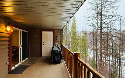 210-300 Stemwinder Drive, Kimberley, BC - Outdoor With Exterior