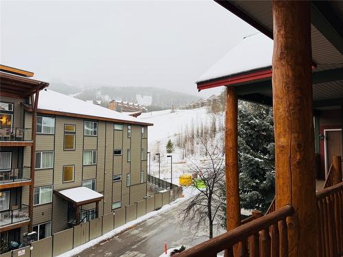 210-300 Stemwinder Drive, Kimberley, BC - Outdoor With Exterior