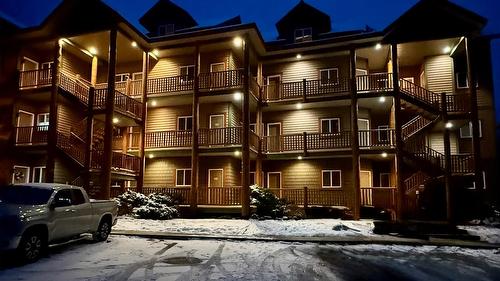 210-300 Stemwinder Drive, Kimberley, BC - Outdoor With Facade