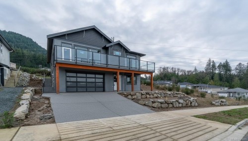 425 Colonia Dr, Ladysmith, BC 