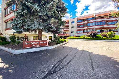 314-2110 Hoy Street  Kelowna, BC V1Y 8T4