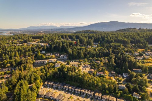 5030 Lost Lake Rd, Nanaimo, BC 