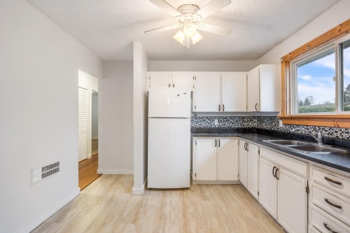 2295 Fitzgerald Ave, Courtenay, BC 