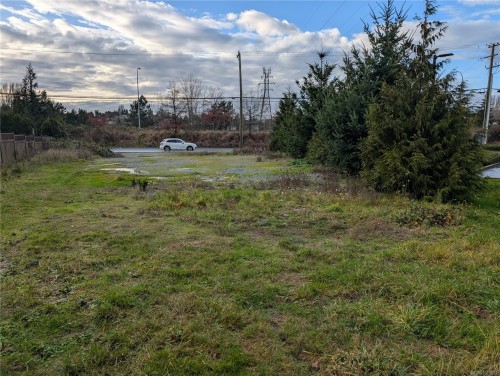 4225 Douglas St, Saanich, BC 