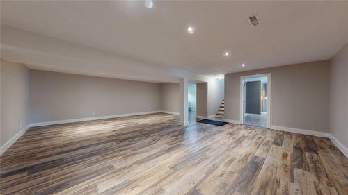 203 8Th Street, Cranbrook, BC - Indoor Photo Showing Other Room