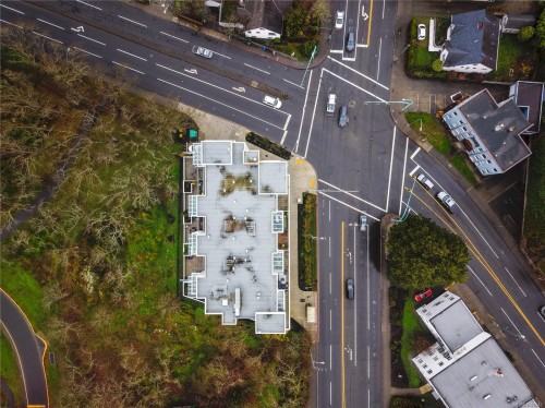 1303 Hillside Ave, Victoria, BC 