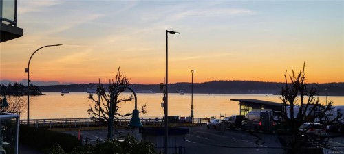 206-158 Promenade Dr, Nanaimo, BC - Outdoor With Body Of Water With View