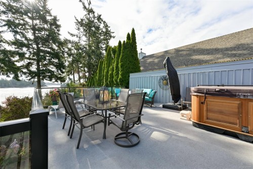 8 Woodville Pl, View Royal, BC 