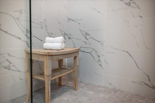 305-3529 Dolphin Dr, Nanoose Bay, BC - Indoor With Storage