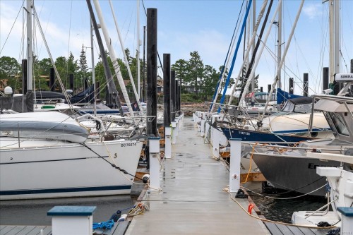 305-3529 Dolphin Dr, Nanoose Bay, BC -  Photo Showing Gym Room