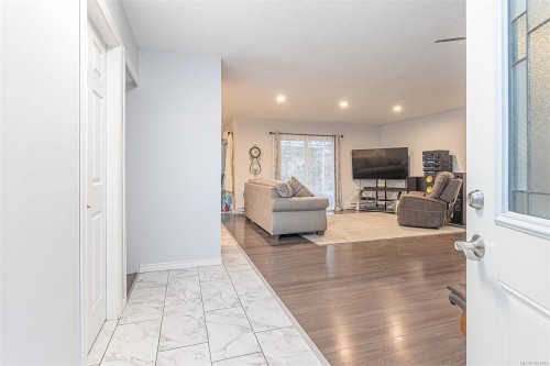 2118 Carmen Rd, Nanaimo, BC 