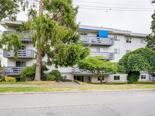 302-859 Carrie St, Esquimalt, BC - Outdoor With Balcony