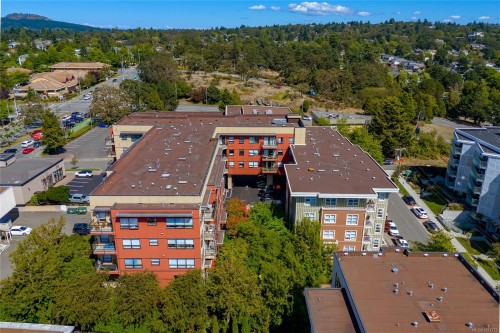 408-870 Short St, Saanich, BC - Outdoor With View