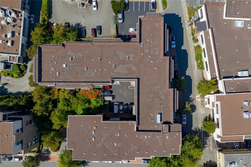 408-870 Short St, Saanich, BC -  With View