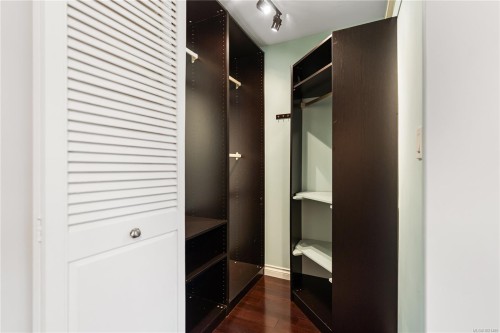 1985 Saunders Rd, Sooke, BC 